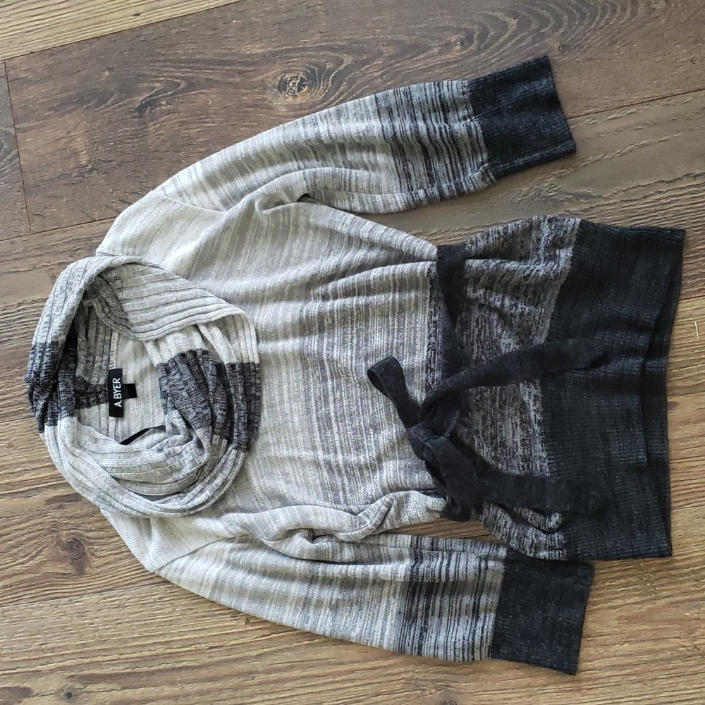 A.Byer brand, Small, Black & gray